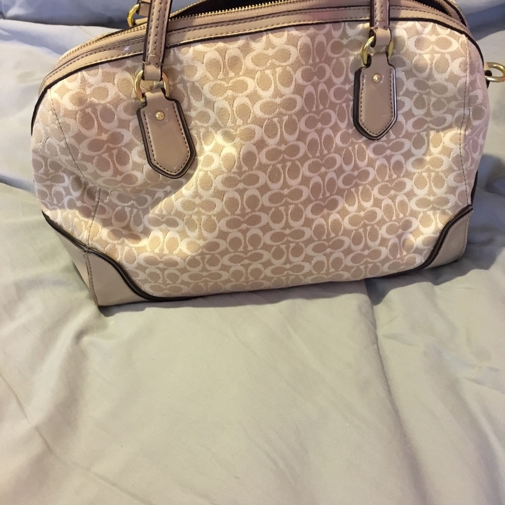 Coach purse like new - Picture 2 of 2